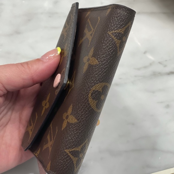 Authentic Louis Vuitton Victorine Wallet - Picture 7 of 11